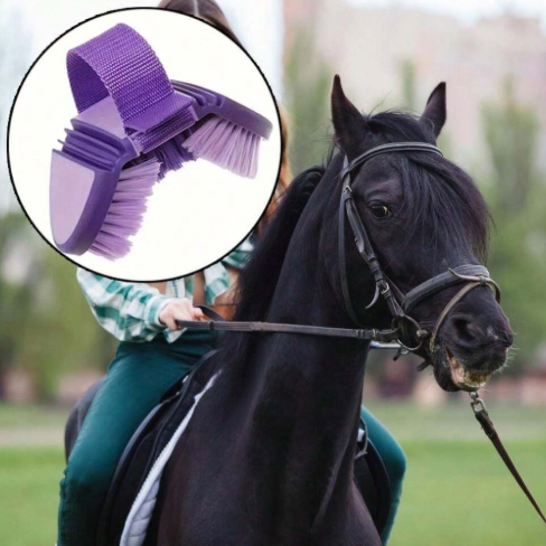 Chevaroo Bendable Horse Brush