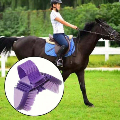 Chevaroo Bendable Horse Brush