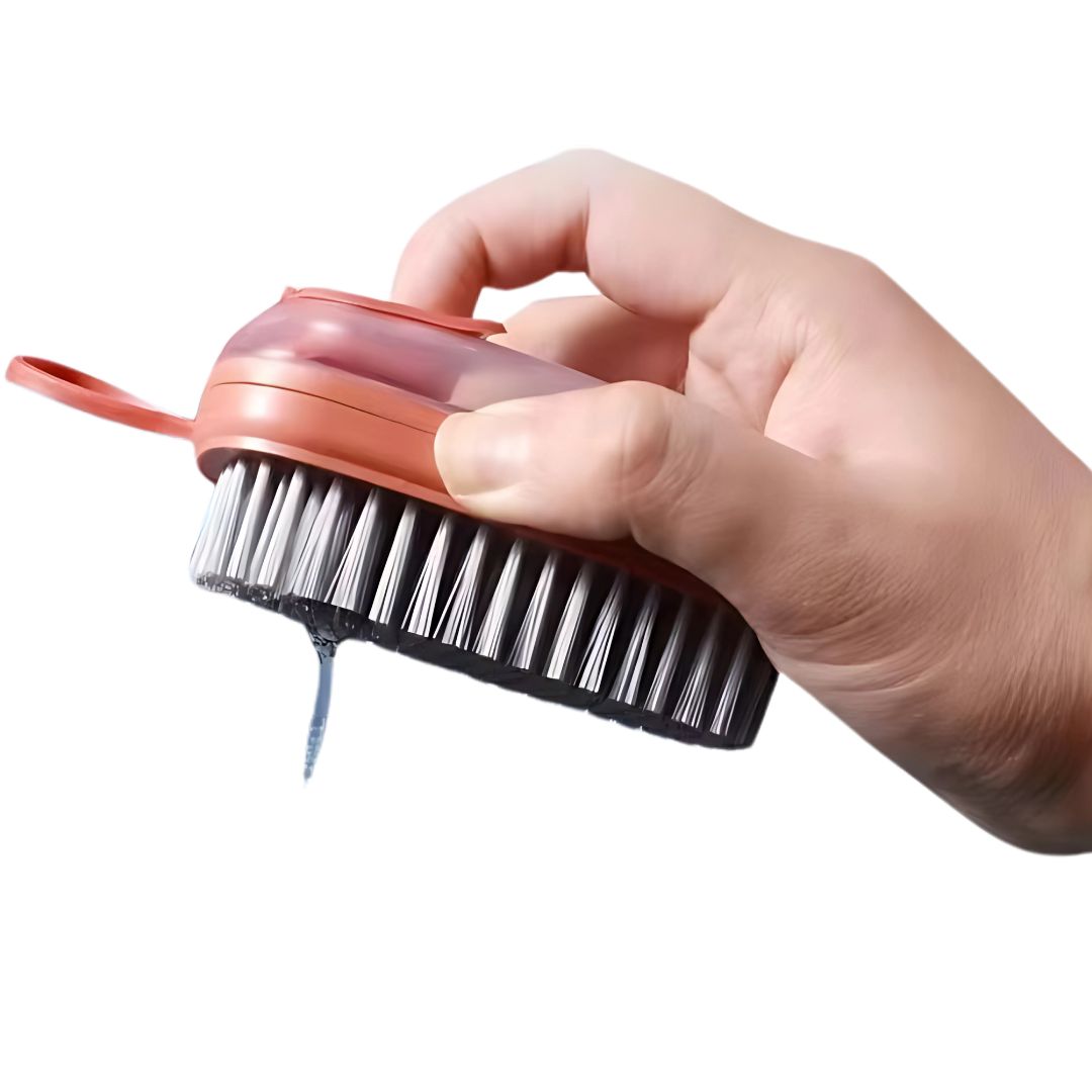 Chevaroo Liquid Dandy Brush