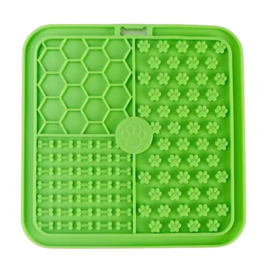 Chevaroo Fresh Mint Dog Lick Mat